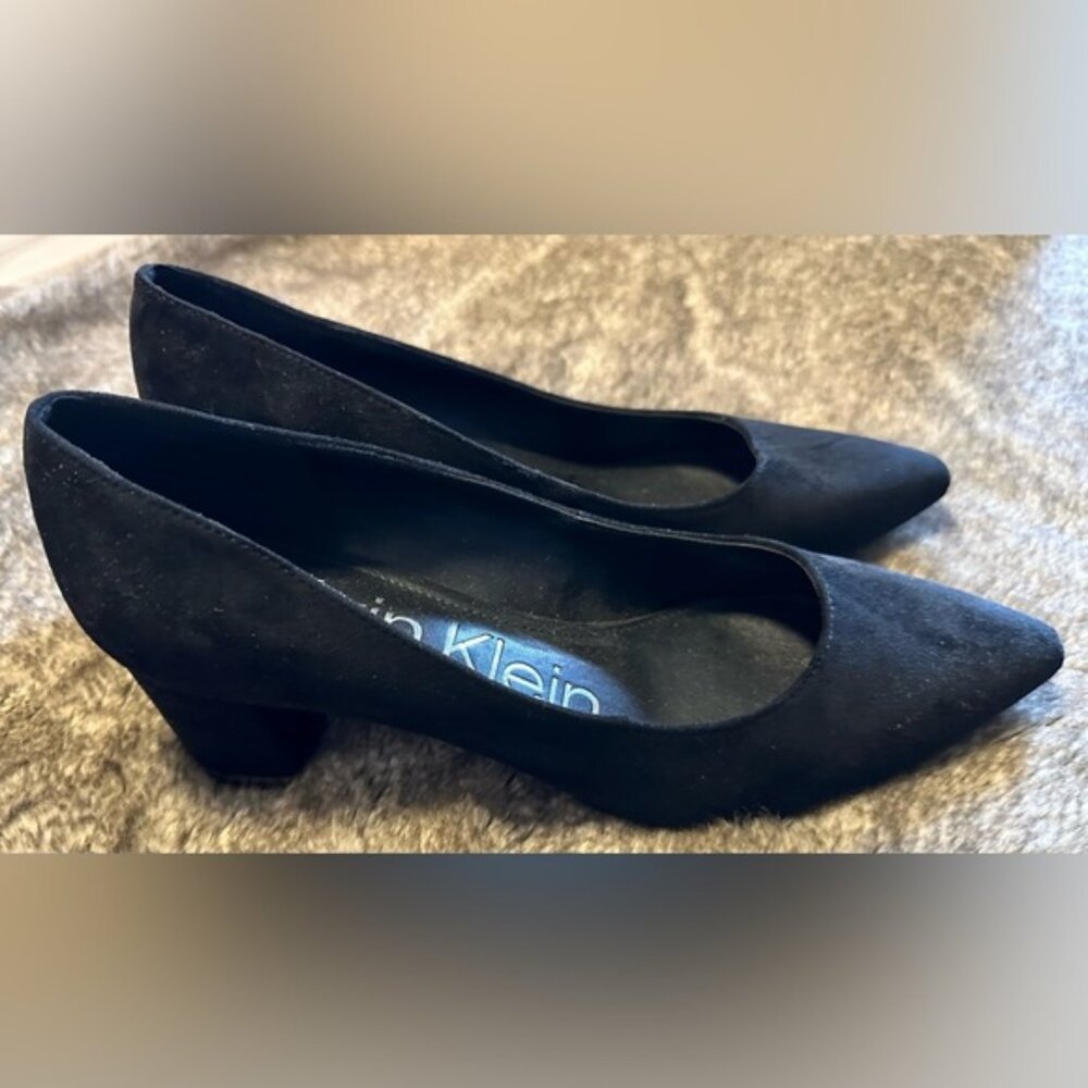 Calvin Klein Elegant Black Suede Heels